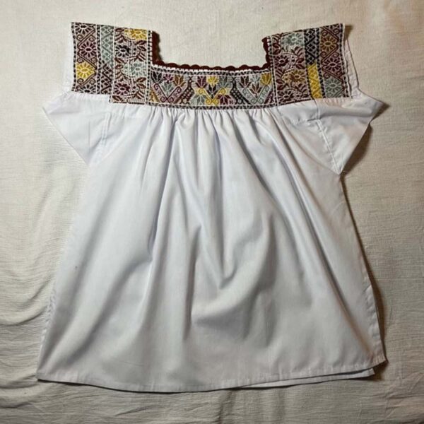 Artesanías - Blusa para dama bordada
