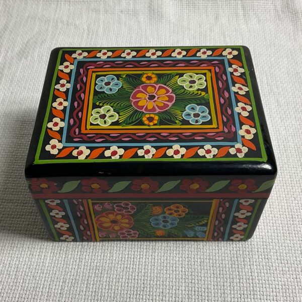 Galería Molcajete - Caja floral