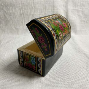 Artesanías - Cofre floral